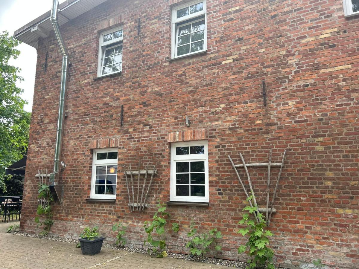 Ferienwohnungen Poppelvitz Altefahr Exterior photo